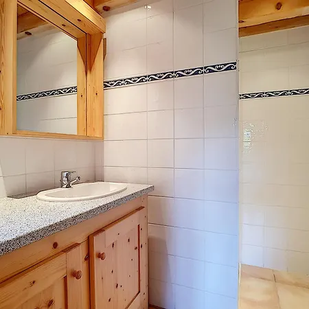 Spacieux 4 Avec Cheminee, Parking Et Wifi A - Fr-1-818-74 * La Clusaz
